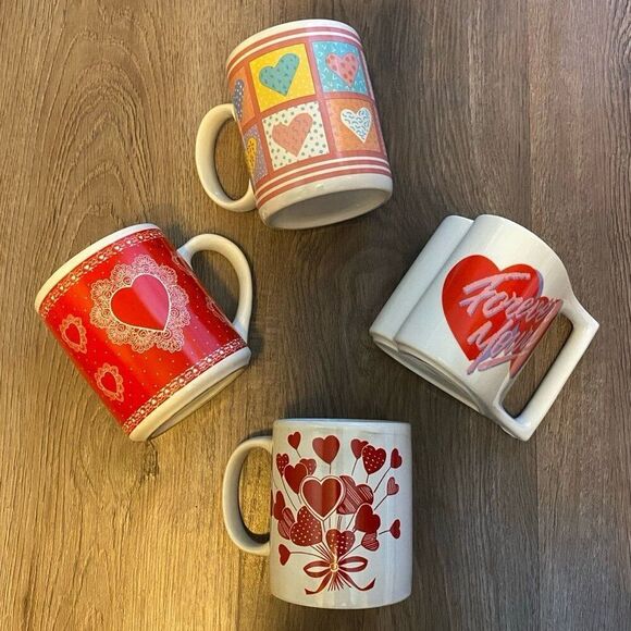Vintage coffee mug bundle Valentine’s Day Avon heart shaped mugs cottage granny - Picture 1 of 5